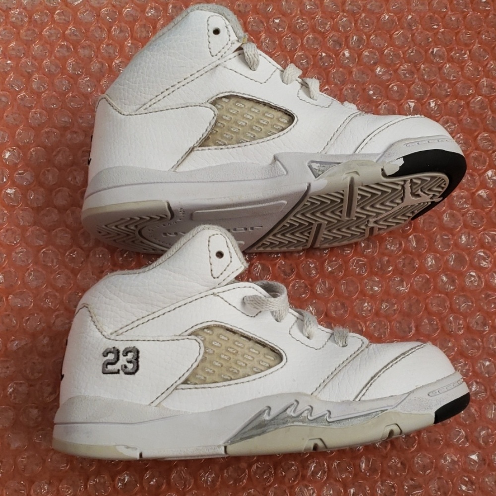 Jordan 5's